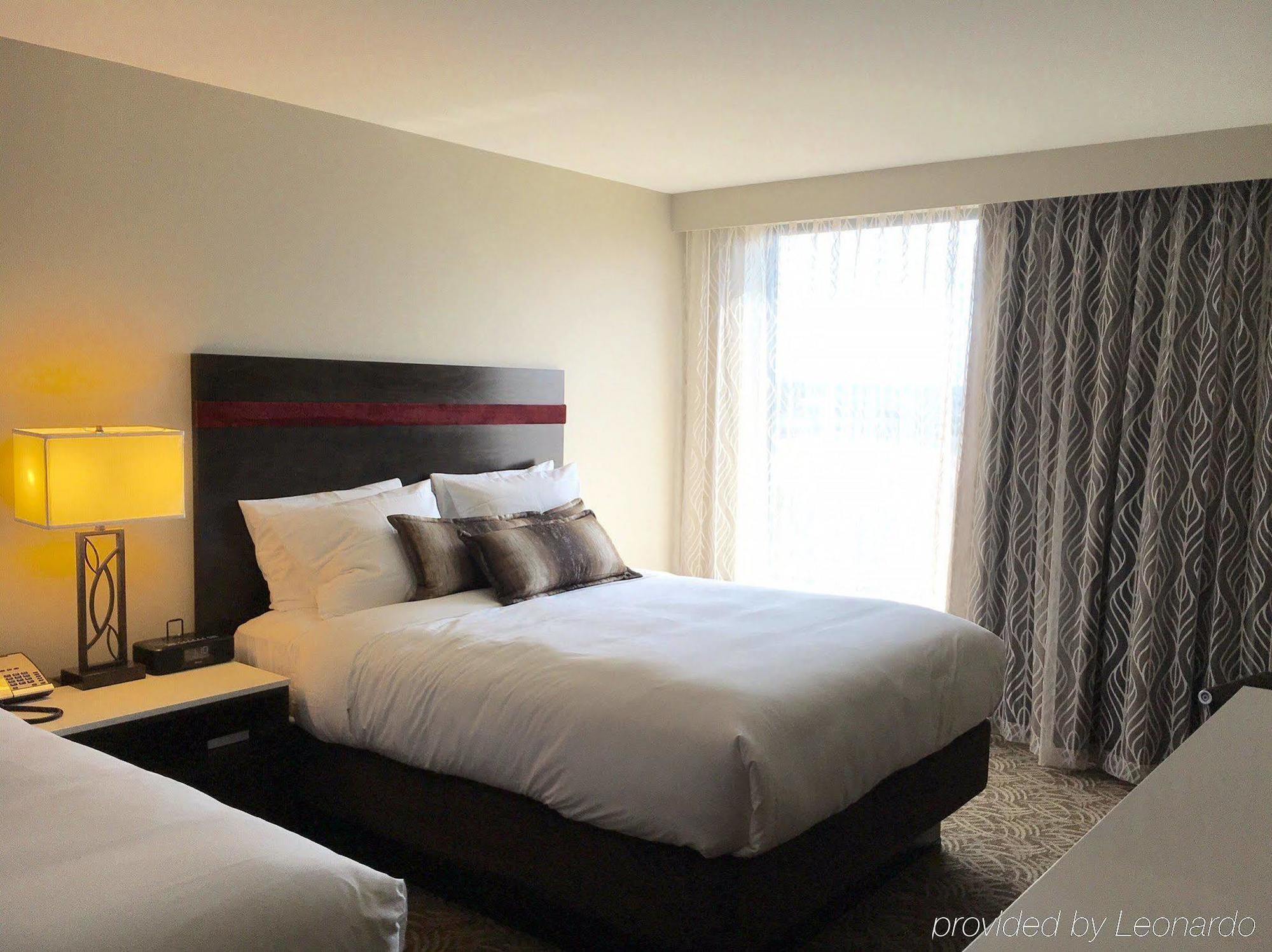 Holiday Inn Chicago Schaumburg By Ihg Екстер'єр фото
